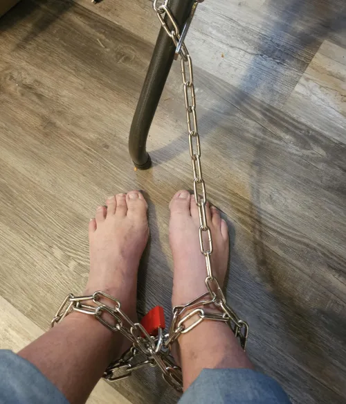 Chained to my Desk (selfbondage)