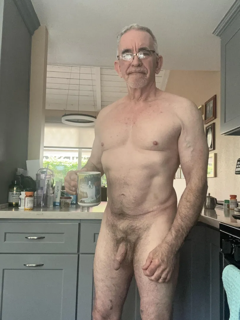 Cheers! Happy Sunday!