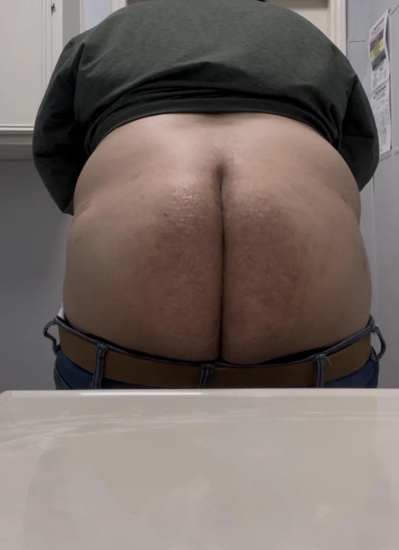 Chubby fat loser in need to be owned m24