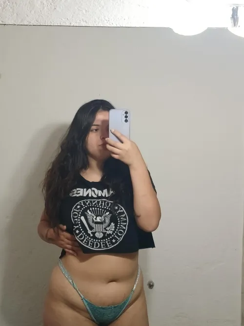 chubby Latina