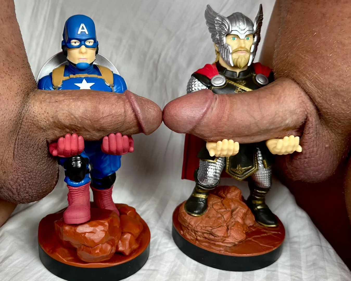 Cocks as shield and hammer