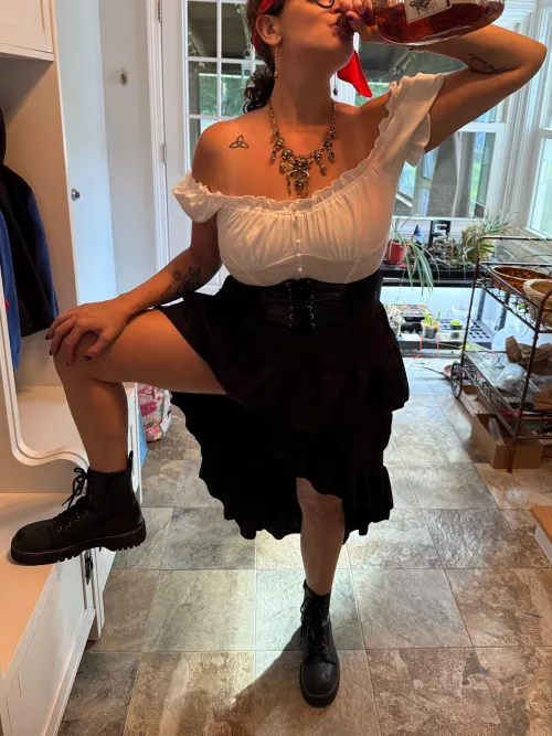 Come claim this MILF treasure