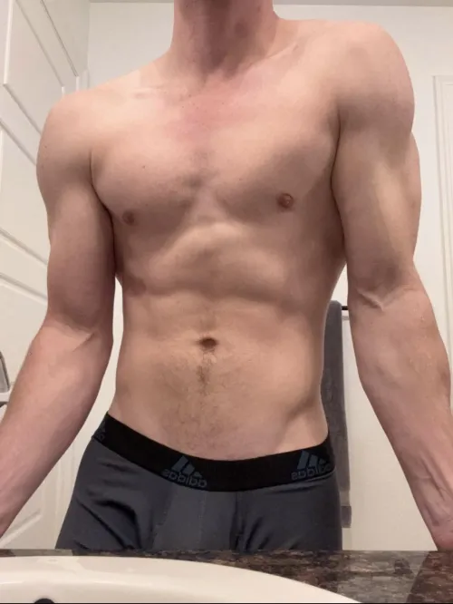 Come feel them :) I’m a 20 yr old frat guy - don’t be shy