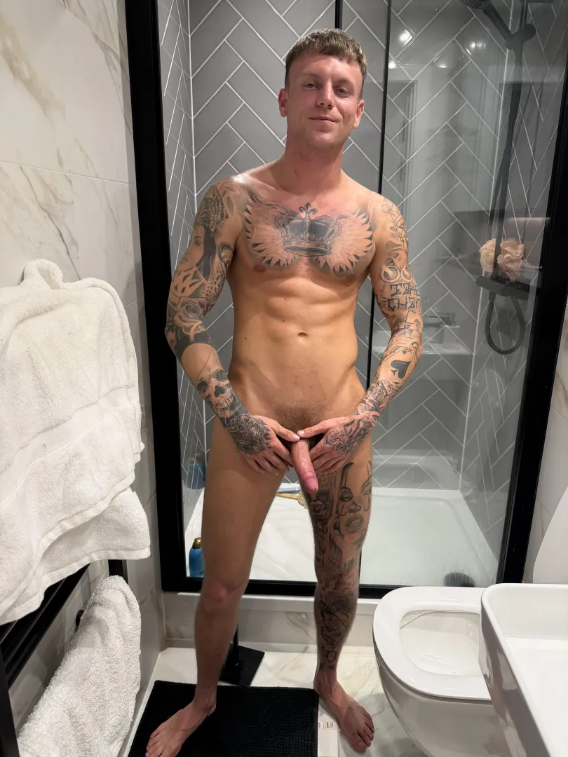 Come play with this Alpha in the shower