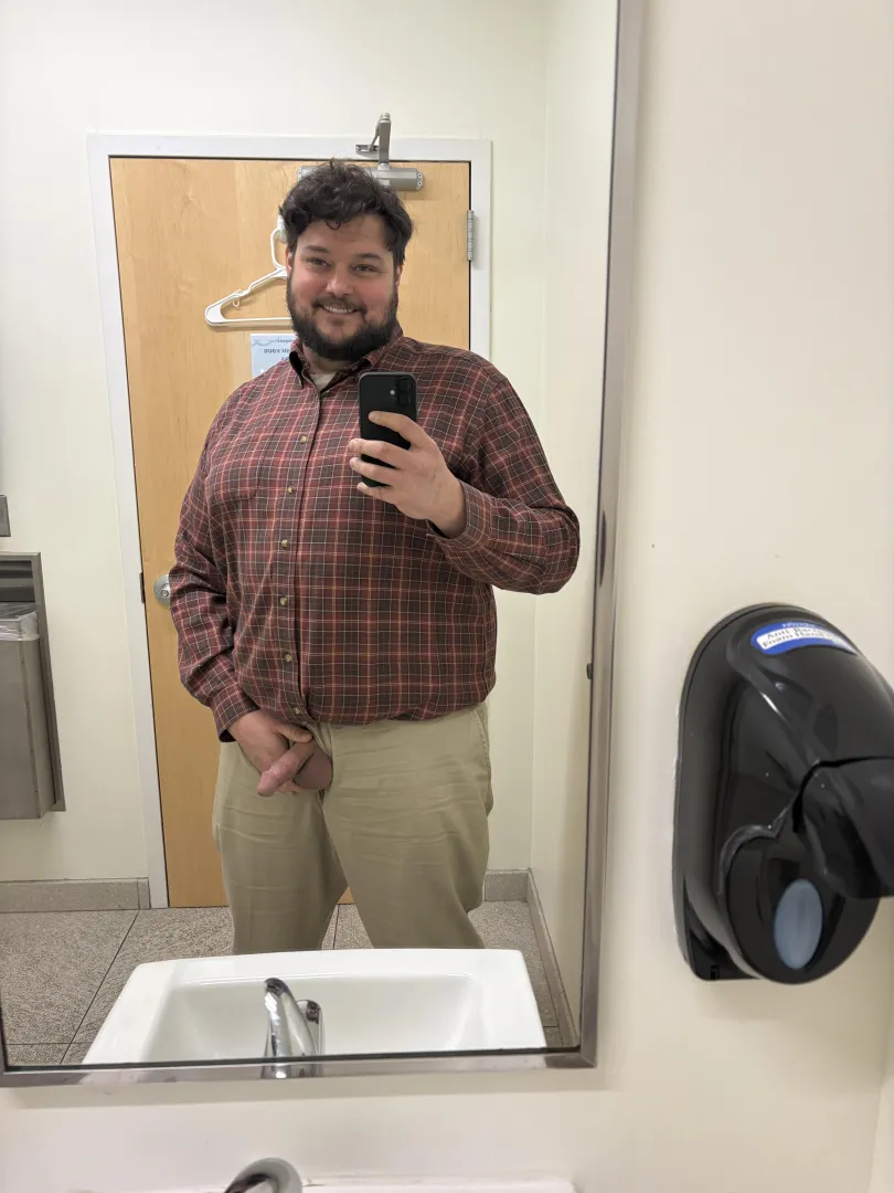 Come spend humpday w me