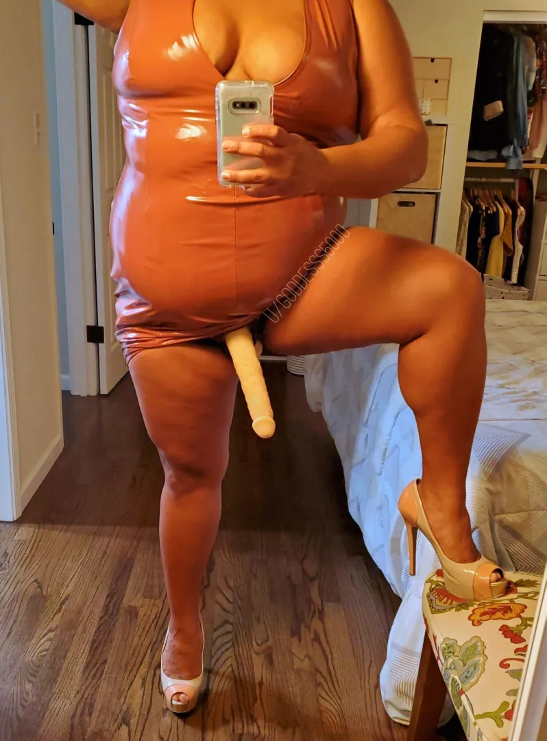 Come to Mommy with your bussy ready for cock!