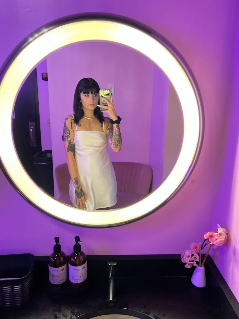 control looks good on me & so does your money 