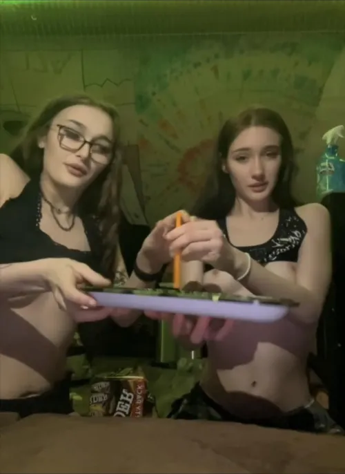 Converting all my friends to dirty cokesluts for your enjoyment eheh