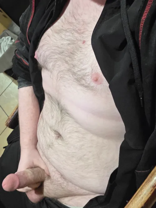 Country cub looking for some country fun