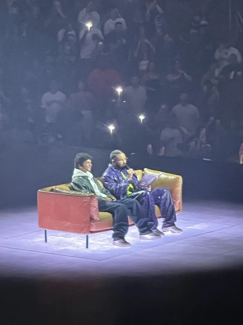 [Couple] [30] [houston ]Indian Couple looking for F or FM