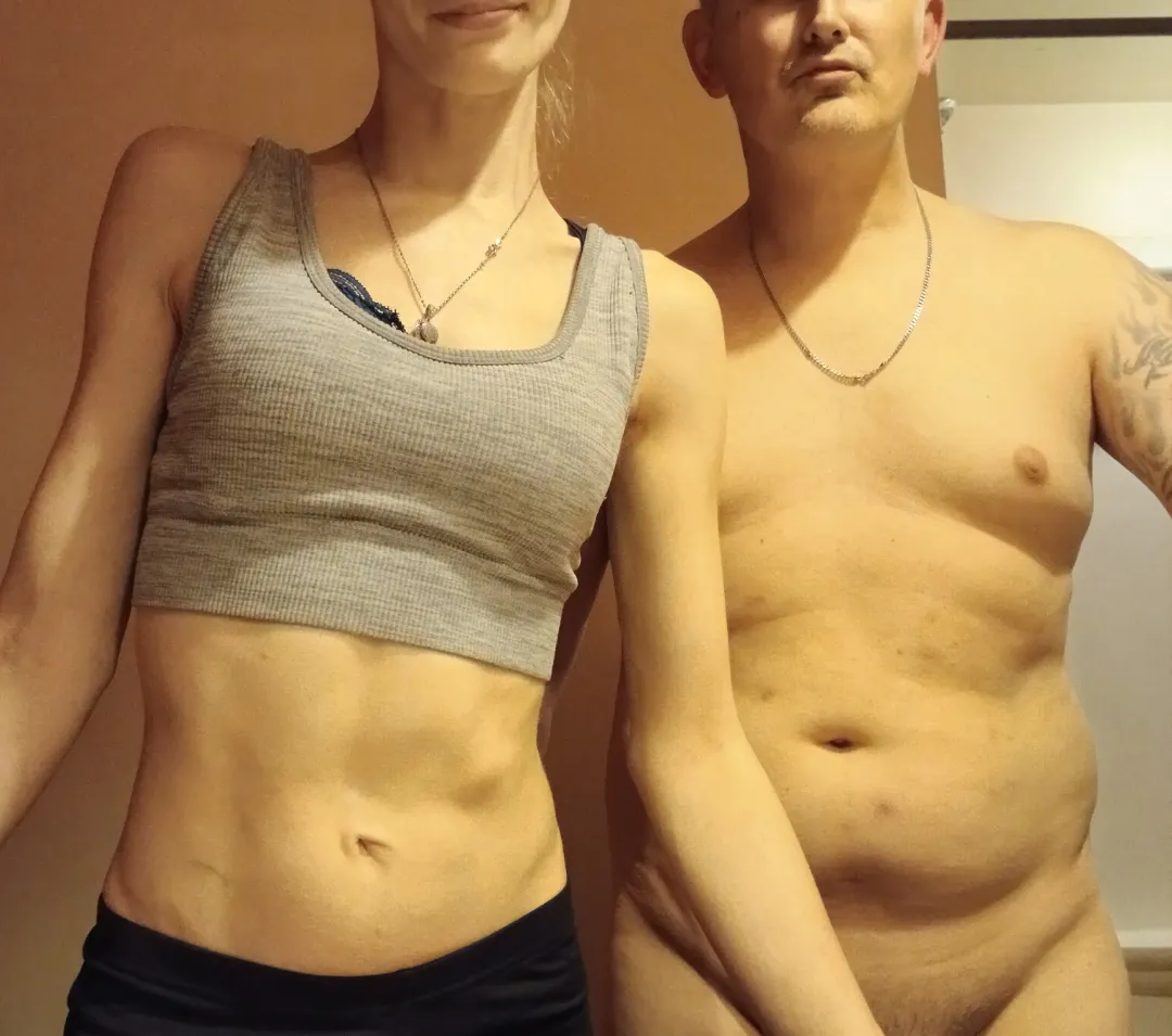 Couple 39m 22f looking for a female or another couple