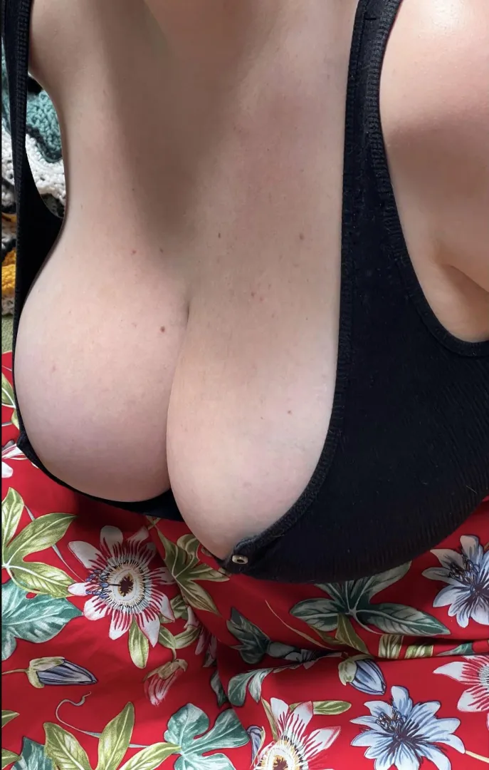 Couple Looking for a Woman MF4F