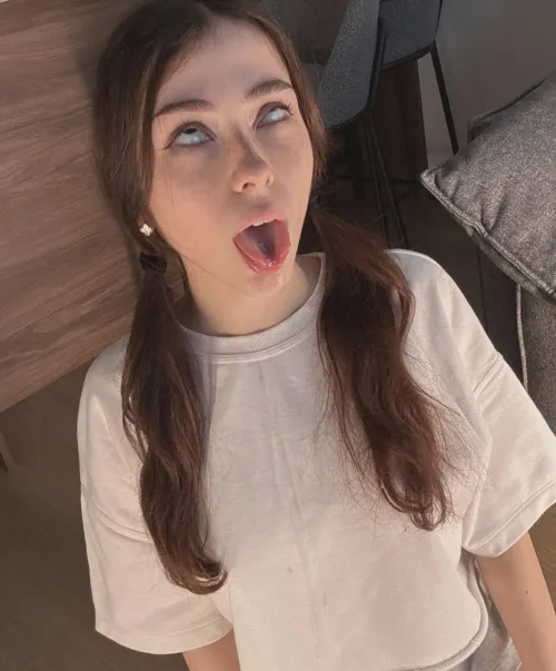 Crossed eyes and a tongue out, your daily dose