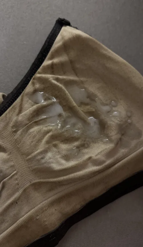 Cum on very sweaty sports bra