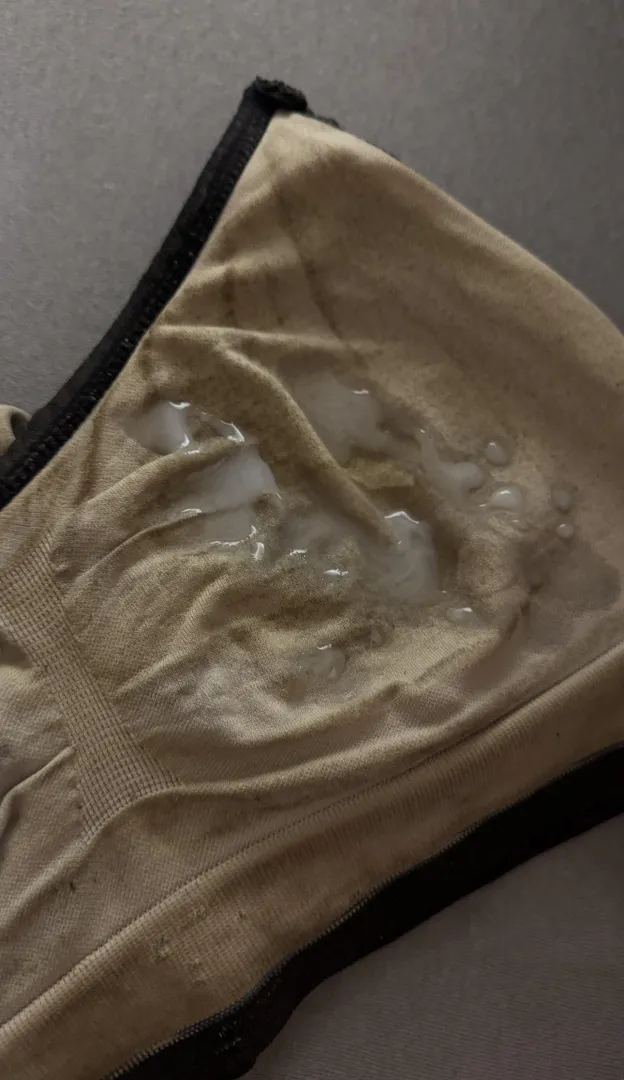 Cum on very sweaty sports bra