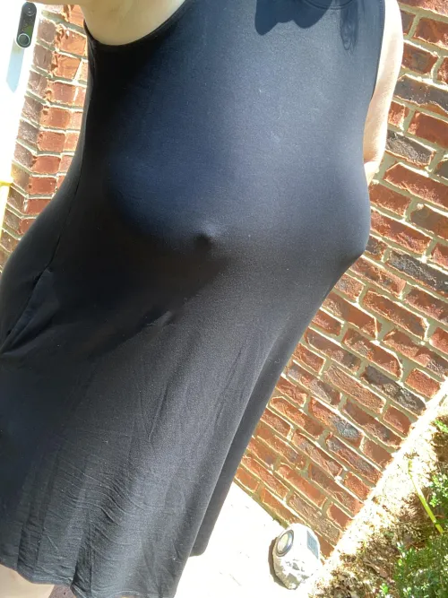 Curves and nipples that cannot be concealed