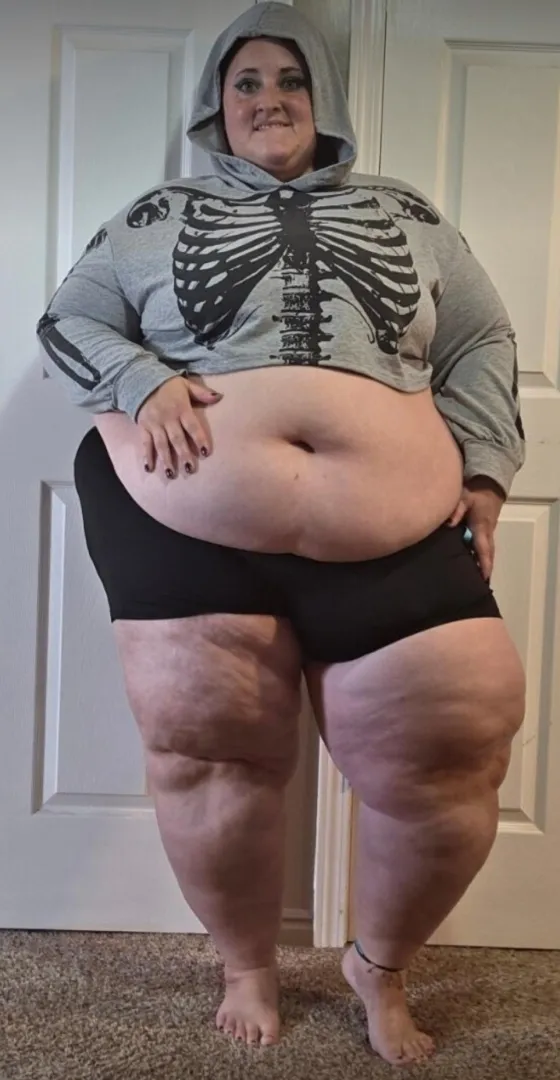 Curves that speak for themselves.