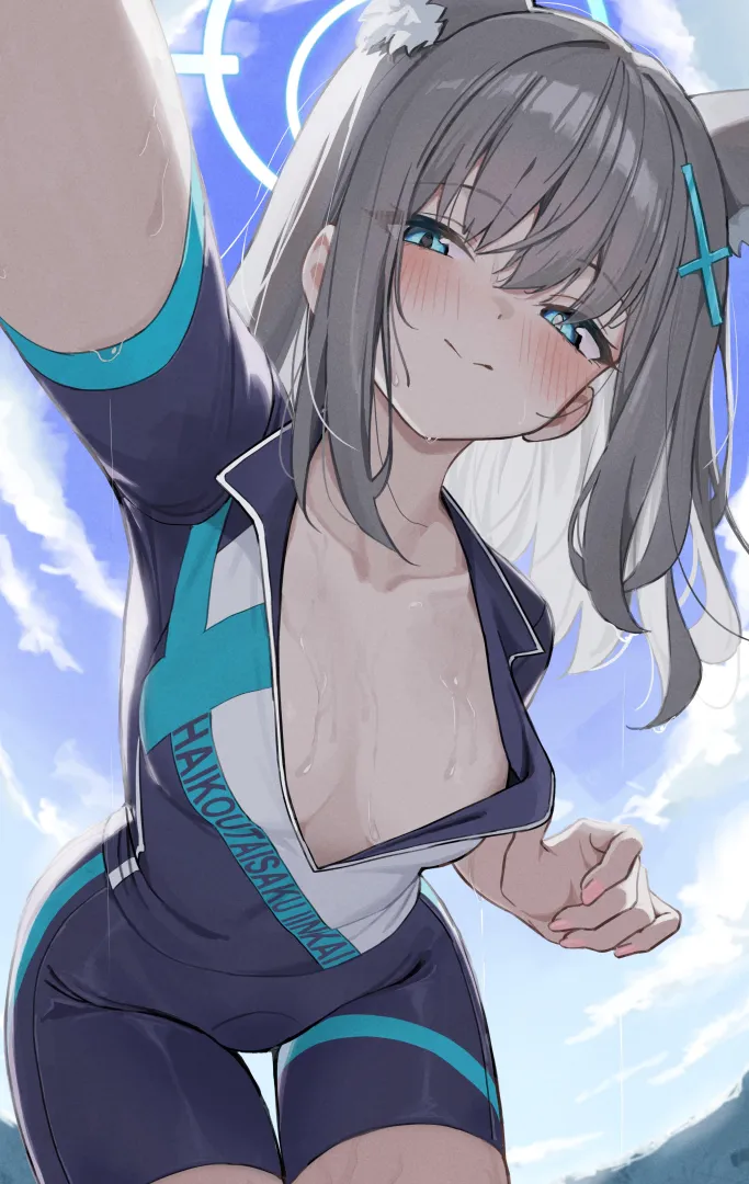 Cycling Shiroko letting her sweat air out (nashi/なし) [Blue Archive]