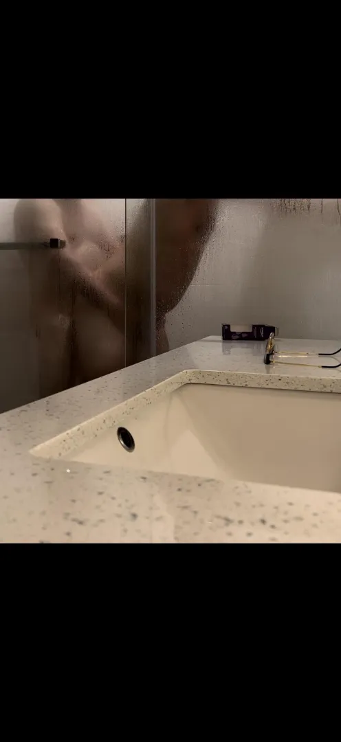 Daddy (60m) fucking me (23) in the shower