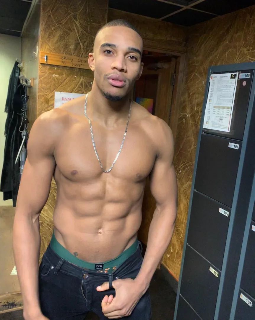 Dat V is leading somewhere…