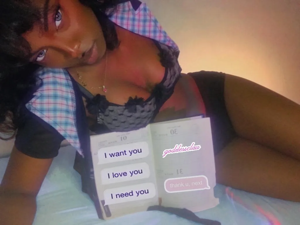 Day 1 of making you addicted to black queens that will never give you a chance...