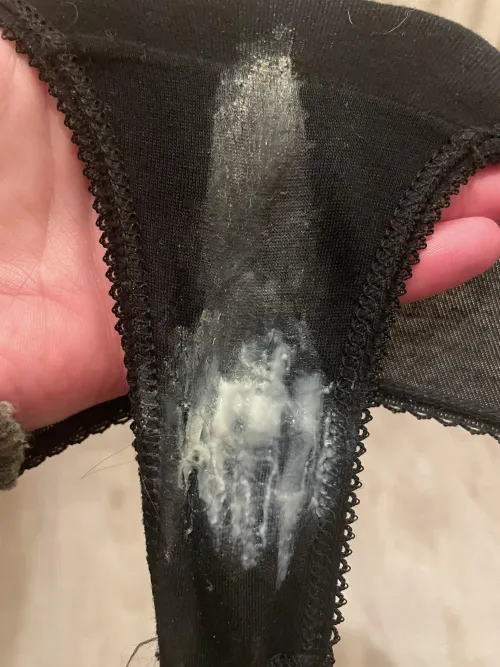 DELICIOUSLY creamy pair of 2 day worn panties!! 
