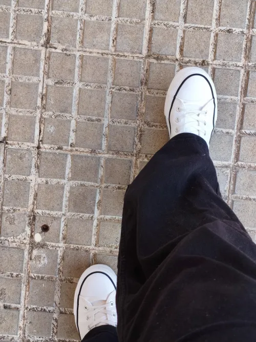 dirty street, clean shoes