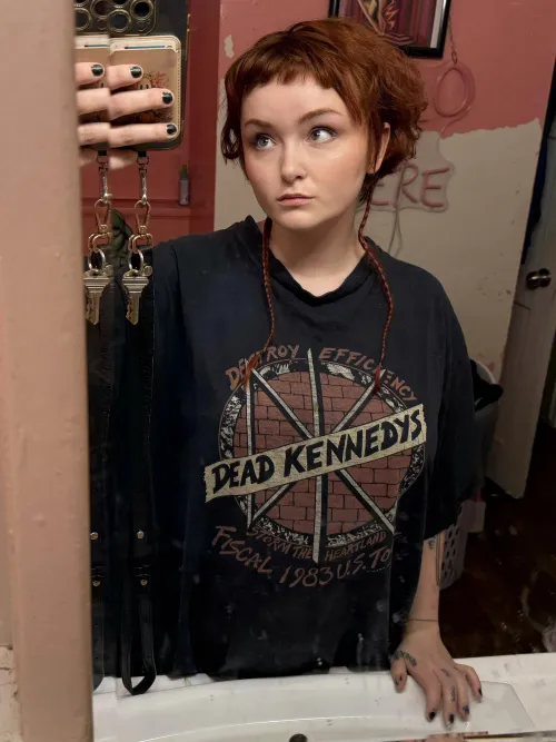 DK alllllll day. (@raquey) [Instagram]