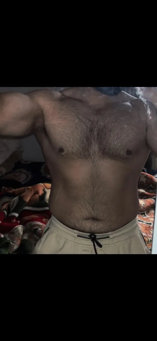 dm me only if you want to worship me and pay me