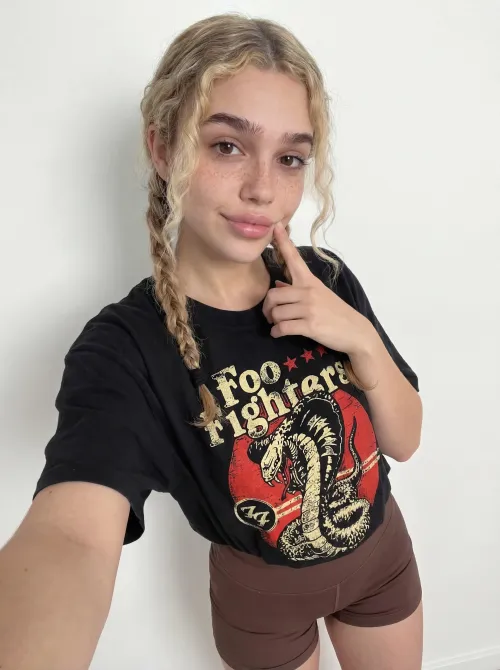 Do freckles add extra cute spark?