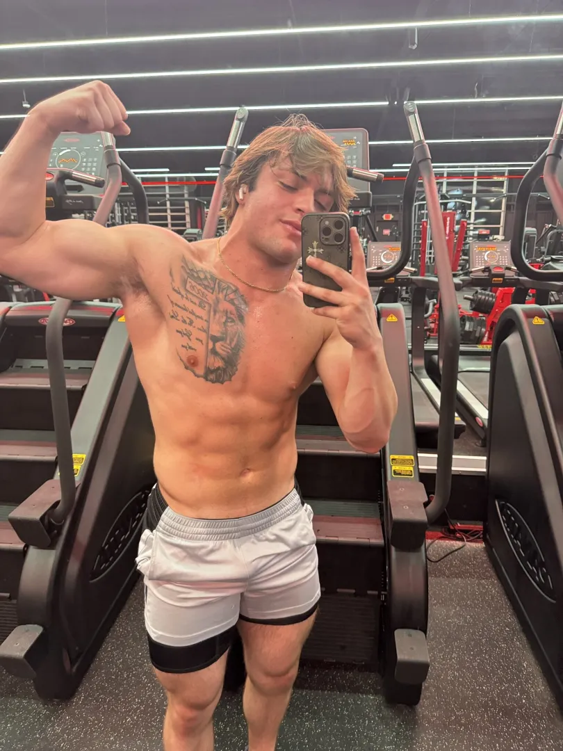 Do i look good and yummy for you to taste?