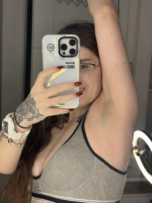 Do men actually like to lick armpits?