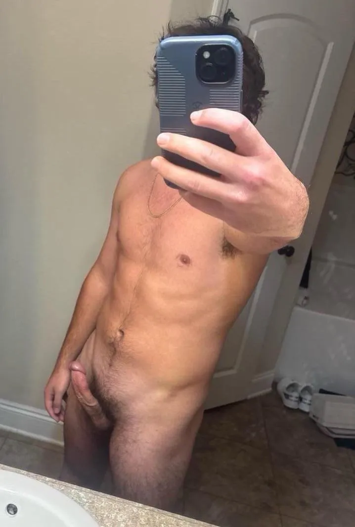 Do MILFs like younger guys?