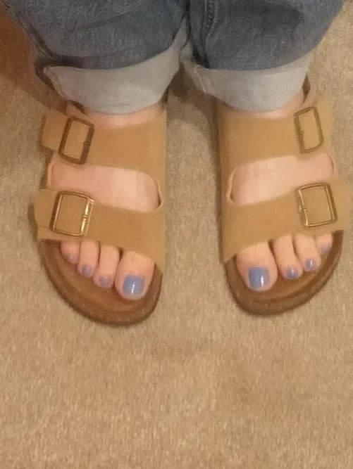 Do my feet belong here?
