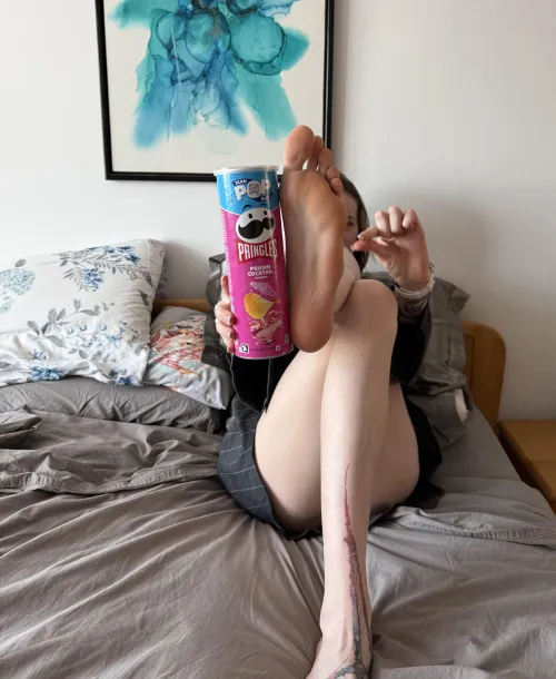 Do you feel small already, pet?