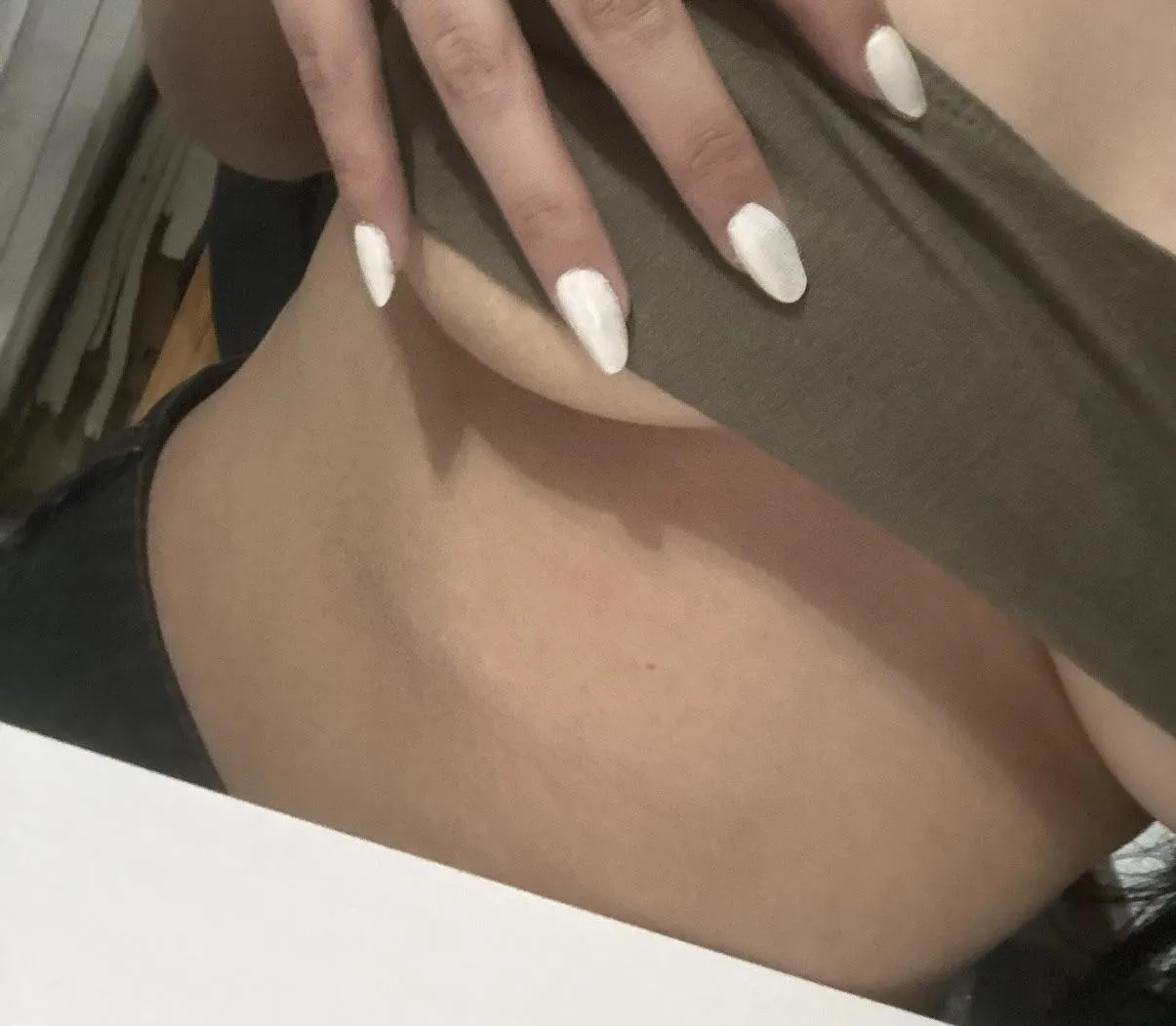 Do you like my nails?