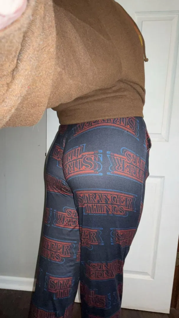 Do you like my pajama pants?? 
