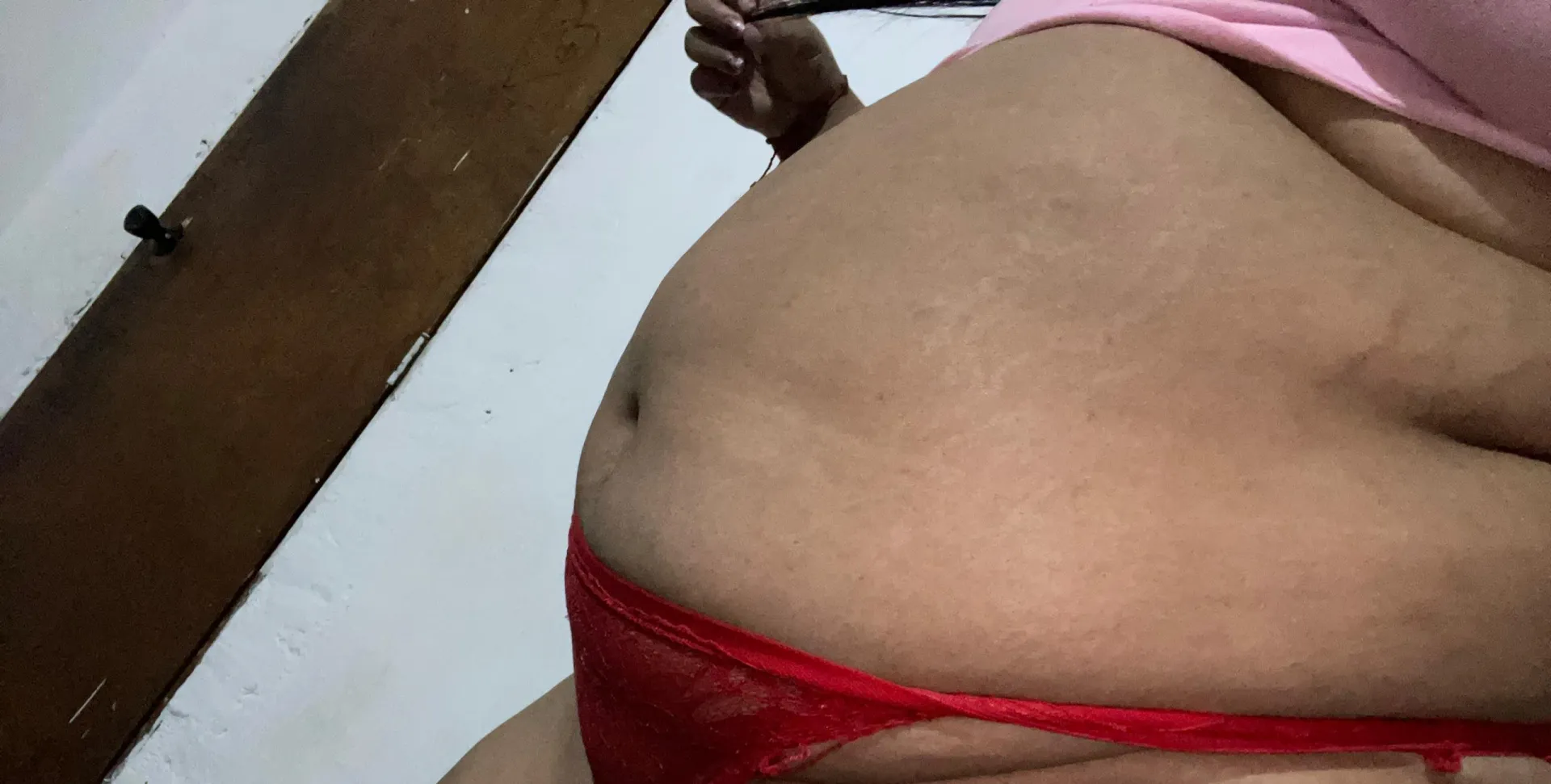 Do you like my pregnant belly?  Telegram: Elibelly15