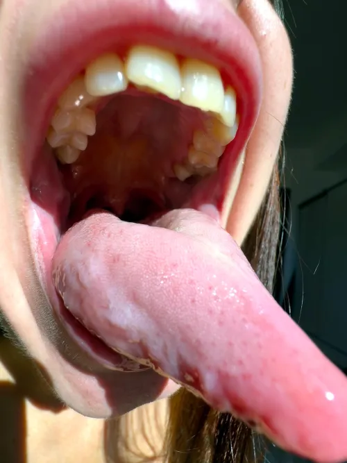 do you like pointty and thick tongues?