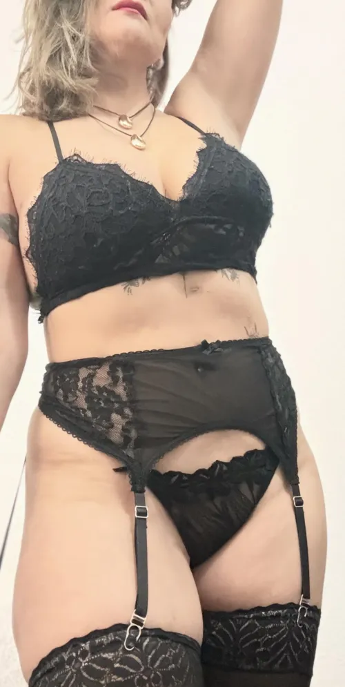 Do you like this lingerie on my milf body?