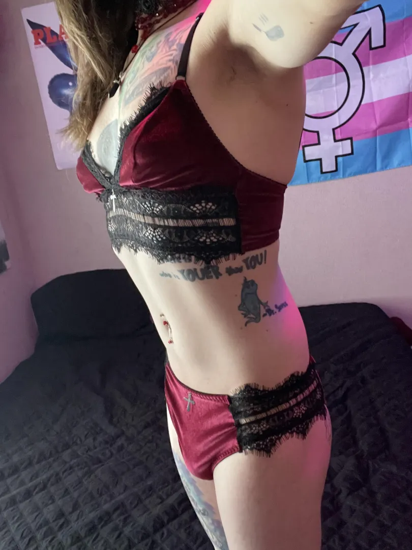 Do you like this set on me?? 