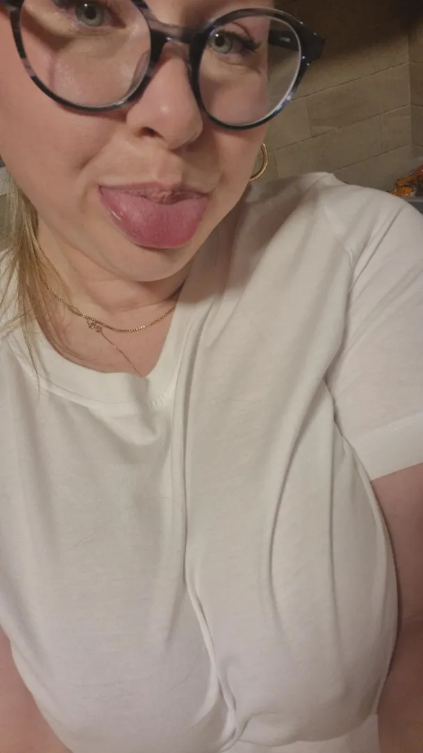 Do you like to see nipples poking through?