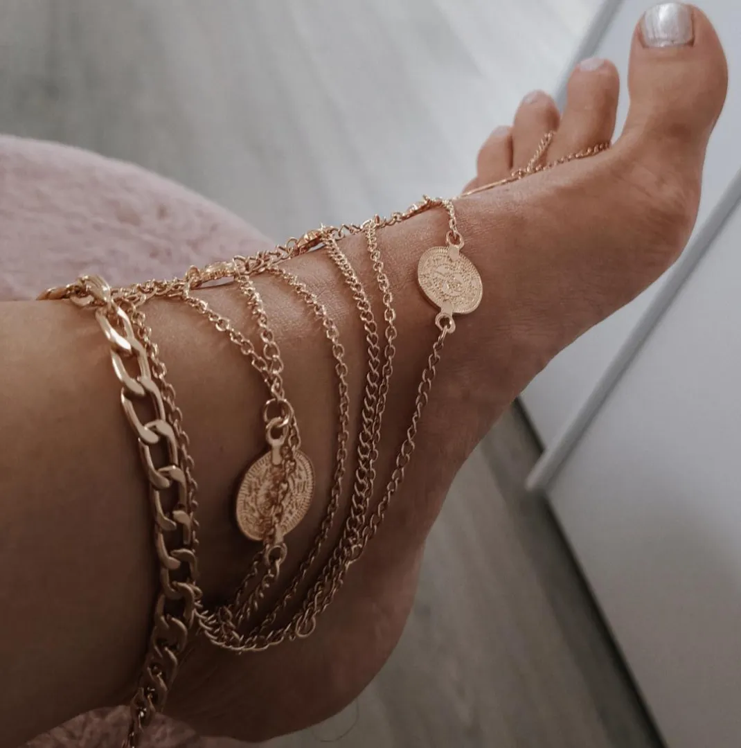 Do you like white toes with gold?