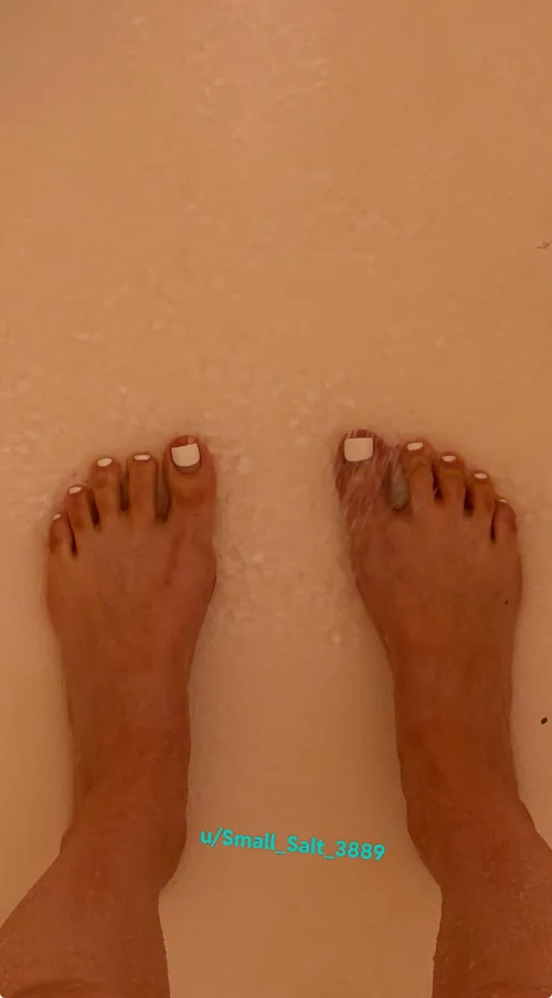 do you love my long toes? 