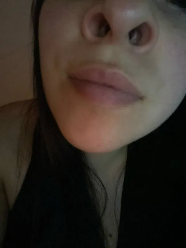 DO YOU PREFER LARGE OR SMALL NOSES?