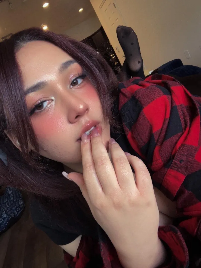 Do you think my nylons look cute?