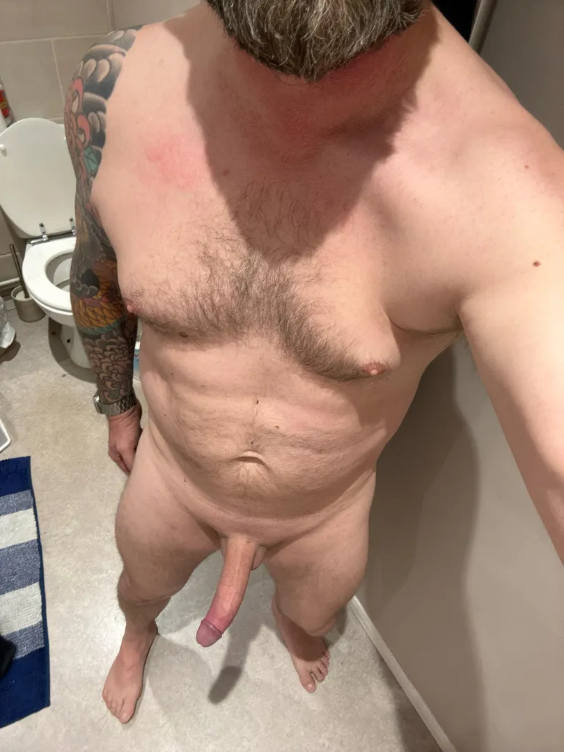 Does a mature British body get you erect ? (49)