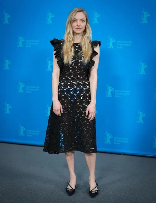 Does anyone have a pattern for this? Would like to have done for my vacation next month! TIA!