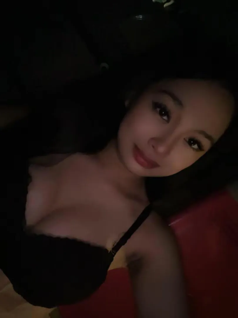 does black hair suits me?