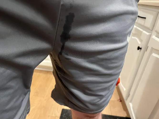 Doing squat clean and jerks I preed myself